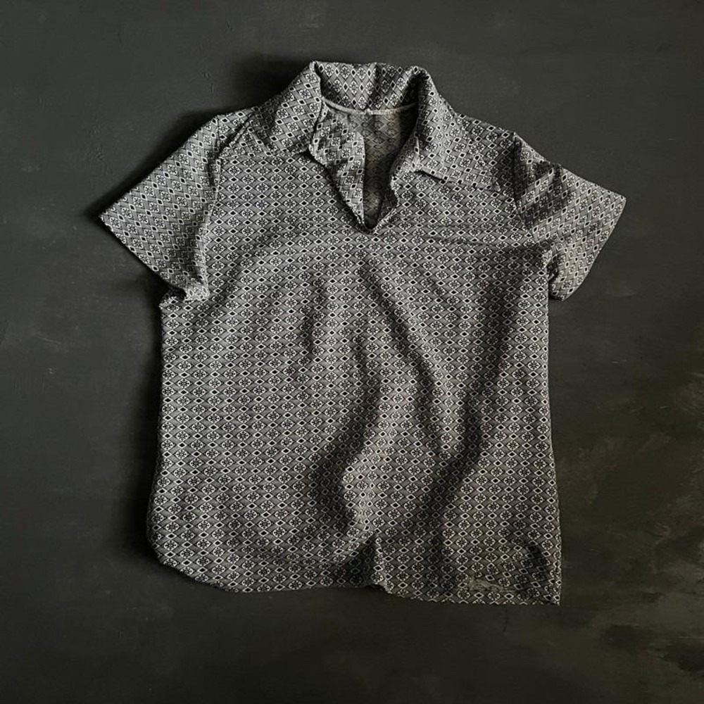 Vintage 1970s Polo Shirt Medium Black Short Sleeve Loop Collar Polyester